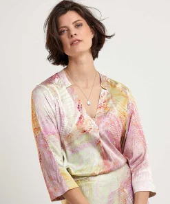 Blusa Sedosa Con Estampado Nima De Japan Tky