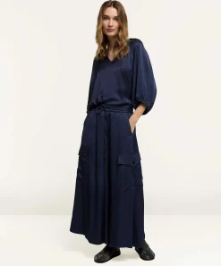 Blusa Summum Sedosa Cuello Pico