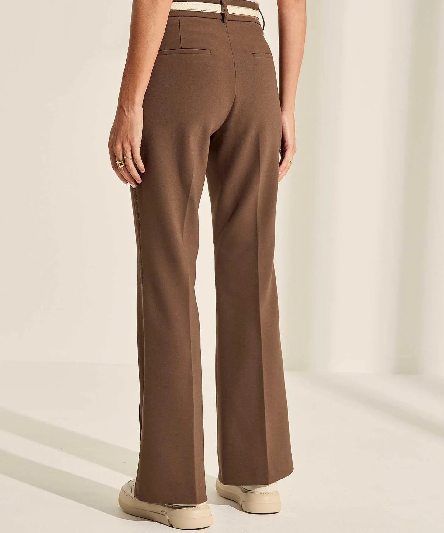 Cambio Pantalon Acampanado Pintucks Fawn