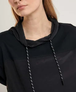 Camiseta Deportiva Marc Cain Con Cuello