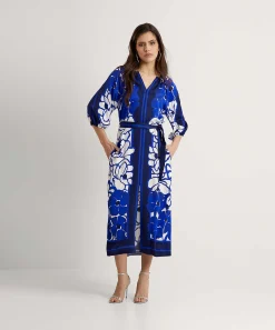 Caroline Biss Vestido Sedoso Flor