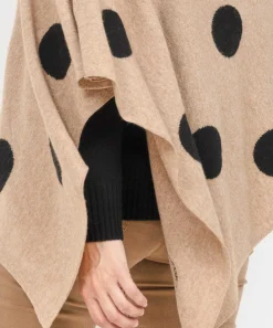 Giulia E Tu Cape Dot