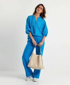 Kyra Ausbrenner Blusa Flores Tamara