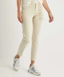 Pantalon Rosner Slim Fit Con Cinturon Alisa