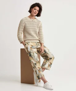 Pantalones Toni Capri Pierna Ancha Pia Con Estampado De Hojas