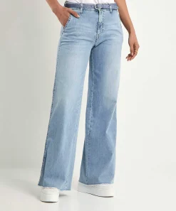 Vaqueros De Pierna Ancha Cambio Super Stretch Alek