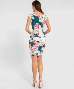 Vestido Con Vuelo Y Estampado De Rosas