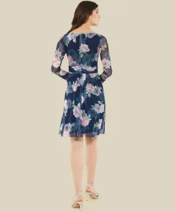 Vestido De Malla Con Vuelo Y Estampado Floral