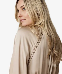 Vestido Sedoso Summum Con Cinturon